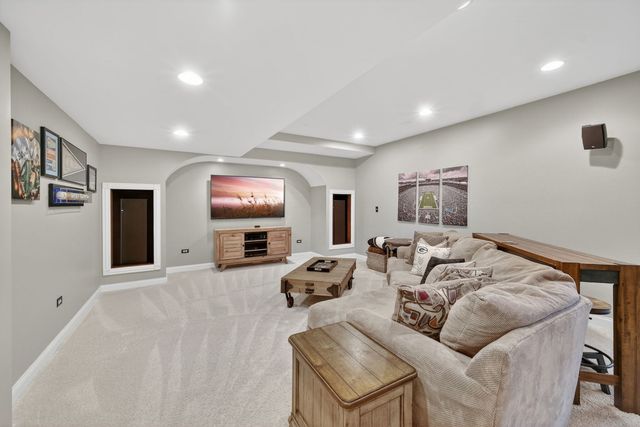 5304 Rita Avenue, Crystal Lake, IL 60014