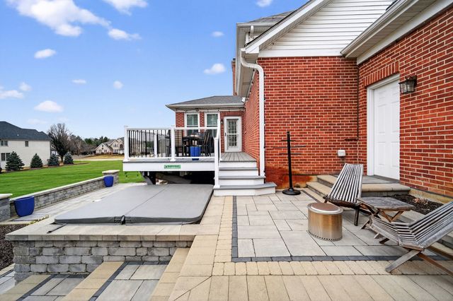 5304 Rita Avenue, Crystal Lake, IL 60014