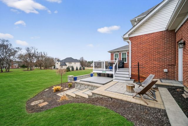 5304 Rita Avenue, Crystal Lake, IL 60014