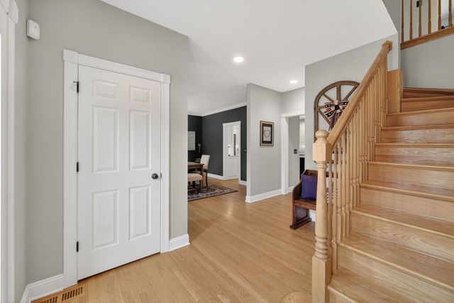 5304 Rita Avenue, Crystal Lake, IL 60014