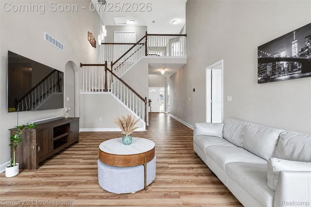 27089 Maxwell Court, Novi, MI 48374