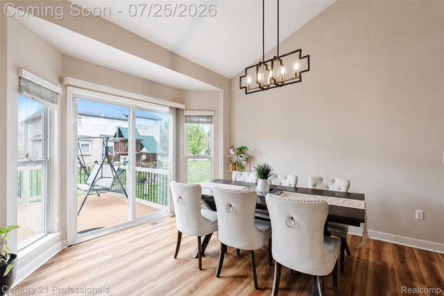 27089 Maxwell Court, Novi, MI 48374