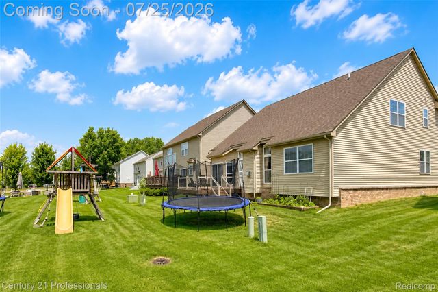 27089 Maxwell Court, Novi, MI 48374