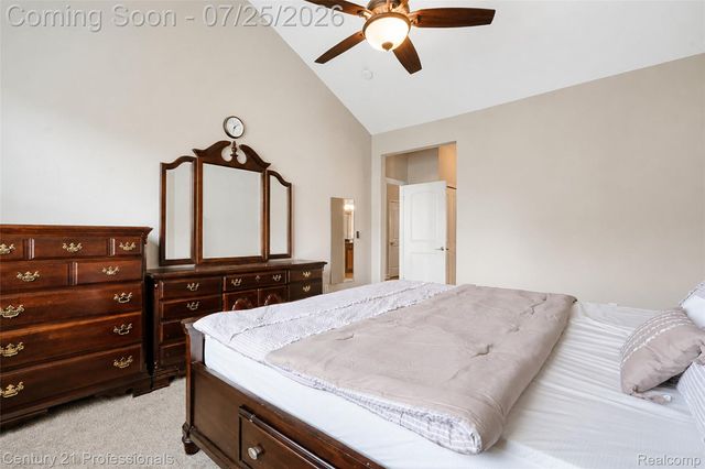 27089 Maxwell Court, Novi, MI 48374