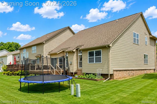27089 Maxwell Court, Novi, MI 48374