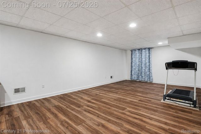 27089 Maxwell Court, Novi, MI 48374