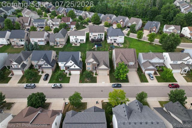 27089 Maxwell Court, Novi, MI 48374