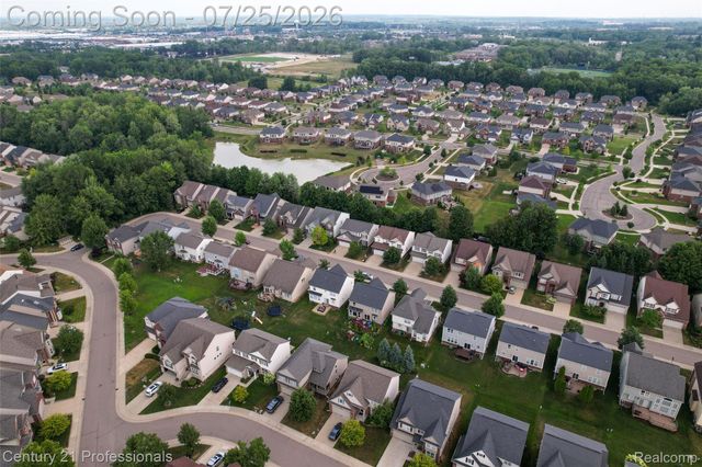 27089 Maxwell Court, Novi, MI 48374