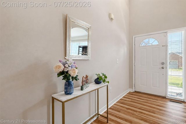 27089 Maxwell Court, Novi, MI 48374