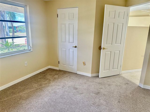 270 W SEMINOLE DRIVE, Venice, FL 34293