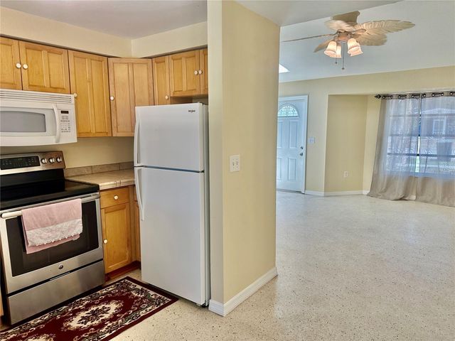 270 W SEMINOLE DRIVE, Venice, FL 34293