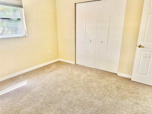 270 W SEMINOLE DRIVE, Venice, FL 34293