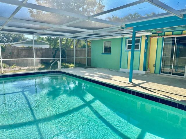 270 W SEMINOLE DRIVE, Venice, FL 34293
