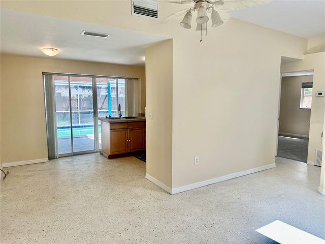 270 W SEMINOLE DRIVE, Venice, FL 34293
