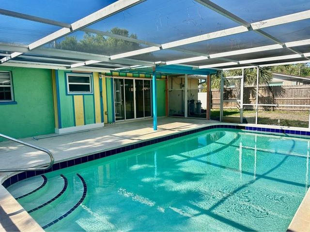 270 W SEMINOLE DRIVE, Venice, FL 34293