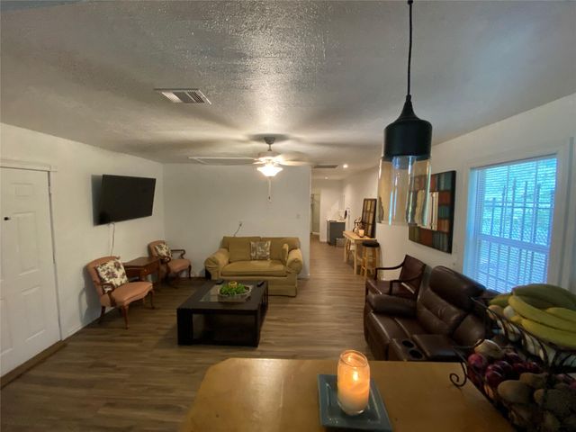 400 Mudd Street, Coldspring, TX 77331