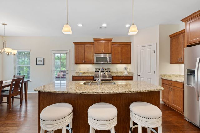 813 Branch Side Trl, Nolensville, TN 37135