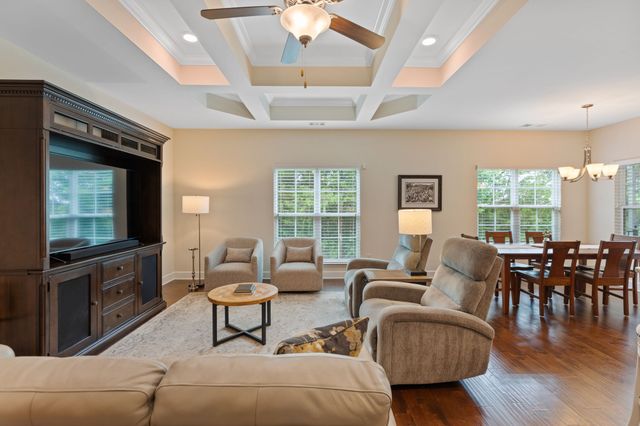 813 Branch Side Trl, Nolensville, TN 37135