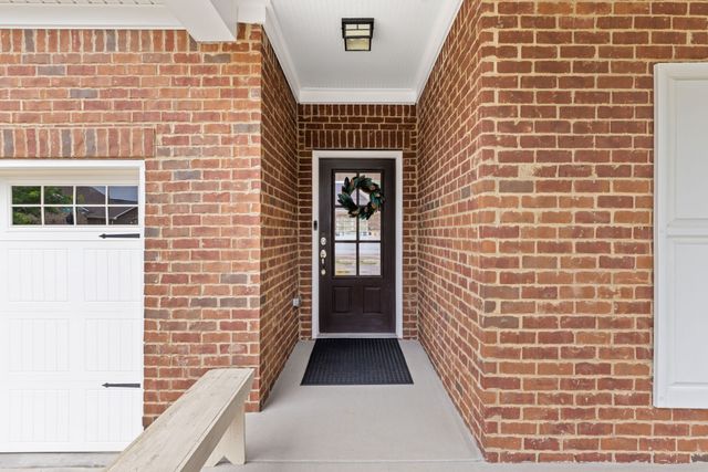 813 Branch Side Trl, Nolensville, TN 37135