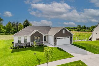 1200 Mamerow LANE W, Oconomowoc, WI 53066