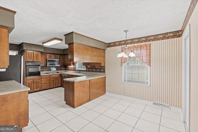 71 Freeman Ferry Road SE, Rome, GA 30161