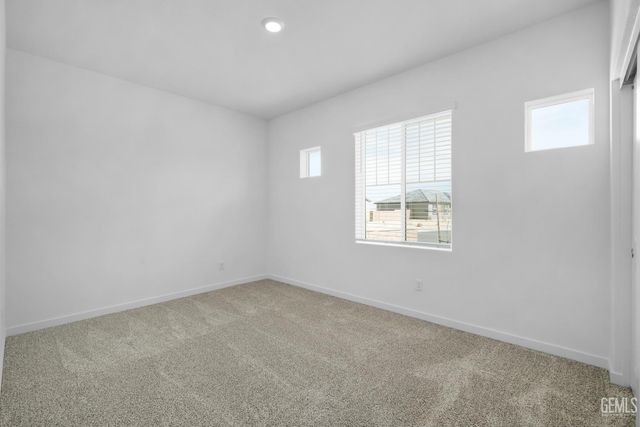 8302 Gray Jay Court, Bakersfield, CA 93306