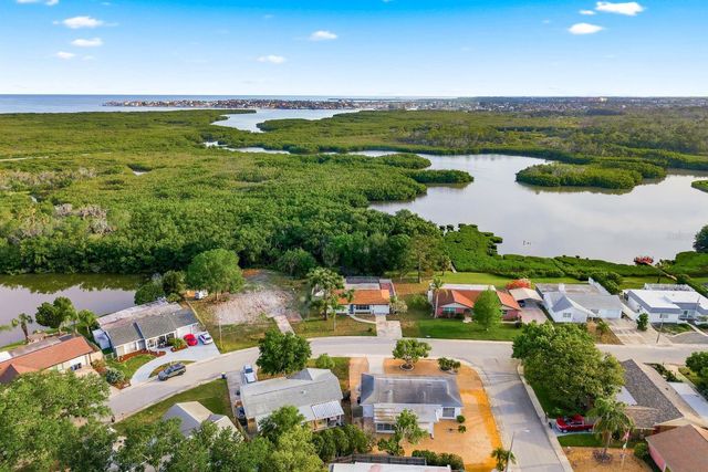 3705 GRAYTON DRIVE, New Port Richey, FL 34652