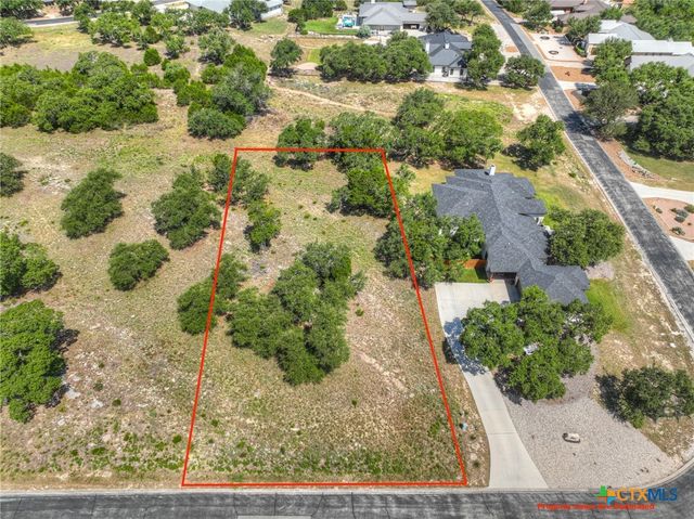1633 Bella Vista, Canyon Lake, TX 78133