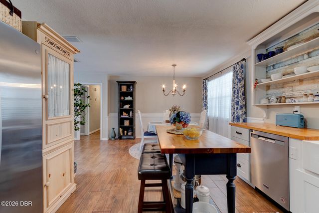 54 Rosewood Avenue, Ormond Beach, FL 32174