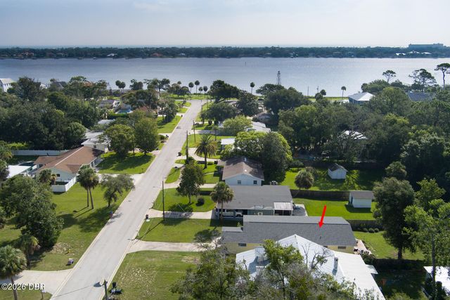 54 Rosewood Avenue, Ormond Beach, FL 32174