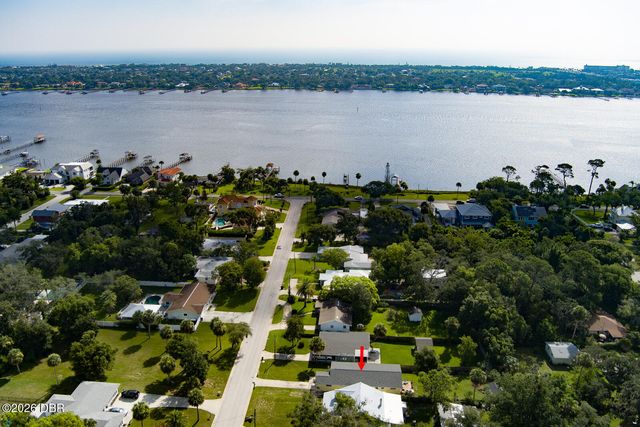 54 Rosewood Avenue, Ormond Beach, FL 32174