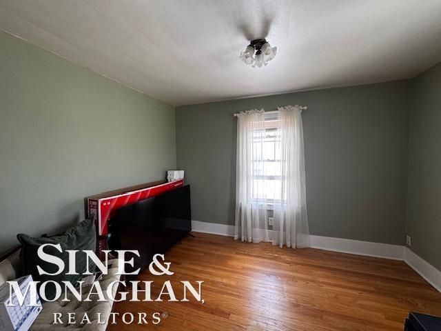 35230 Chestnut Street, Wayne, MI 48184
