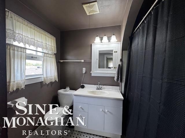 35230 Chestnut Street, Wayne, MI 48184
