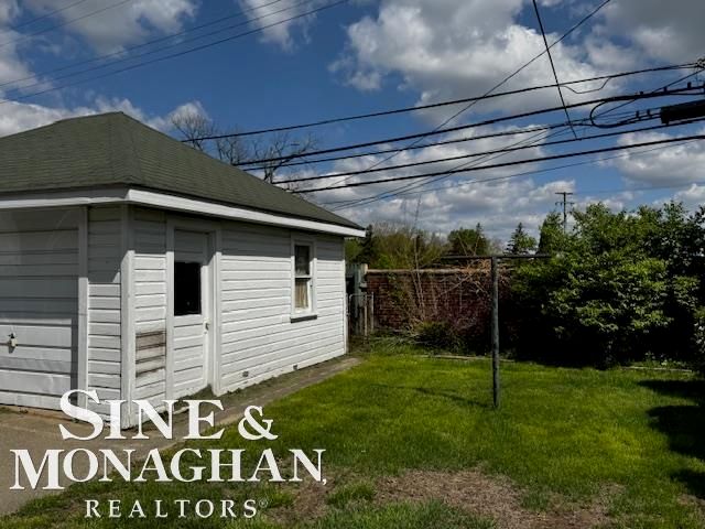 35230 Chestnut Street, Wayne, MI 48184