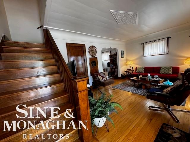 35230 Chestnut Street, Wayne, MI 48184