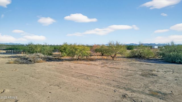 335xx S 335th Avenue 1, Tonopah, AZ 85354