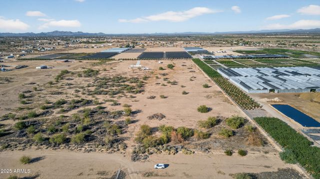 335xx S 335th Avenue 1, Tonopah, AZ 85354