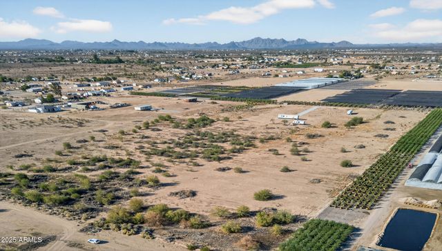 335xx S 335th Avenue 1, Tonopah, AZ 85354