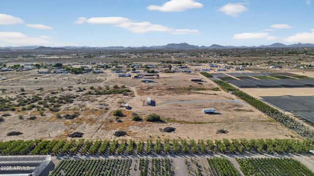 335xx S 335th Avenue 1, Tonopah, AZ 85354