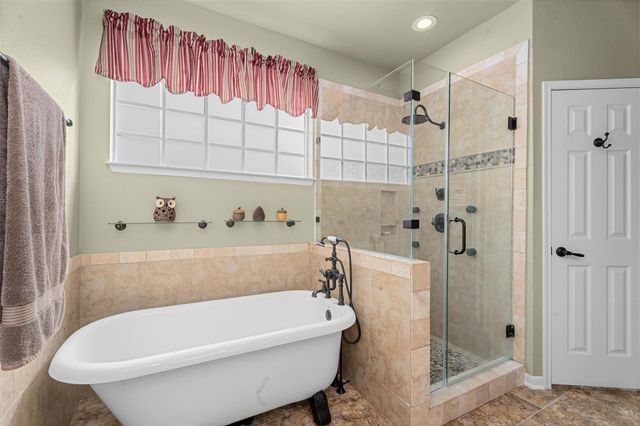 117 Treescape Circle, The Woodlands, TX 77381