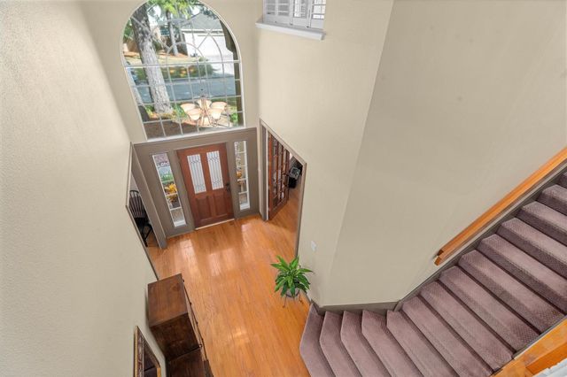 117 Treescape Circle, The Woodlands, TX 77381