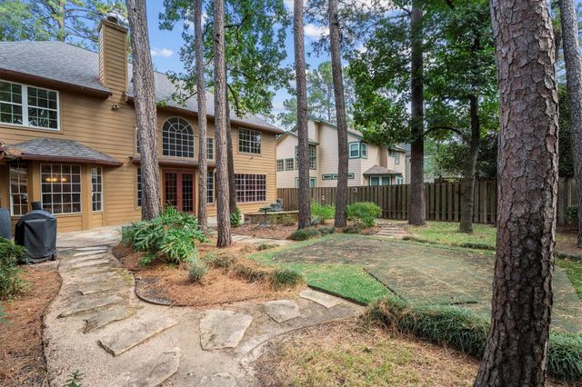 117 Treescape Circle, The Woodlands, TX 77381