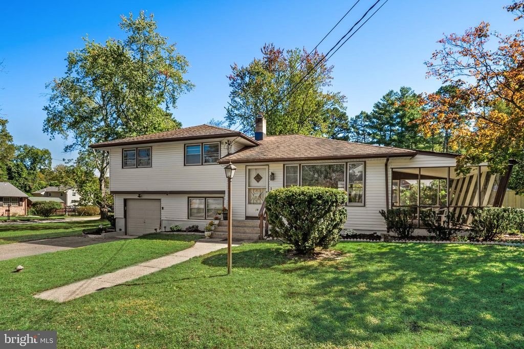 19 MANHASSET TRL, MEDFORD LAKES, NJ 08055 — exterior