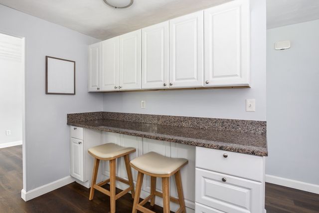 12 Terri Rd, Framingham, MA 01701