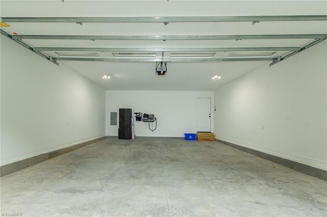 32 Ranchor Drive, Thomasville, NC 27360