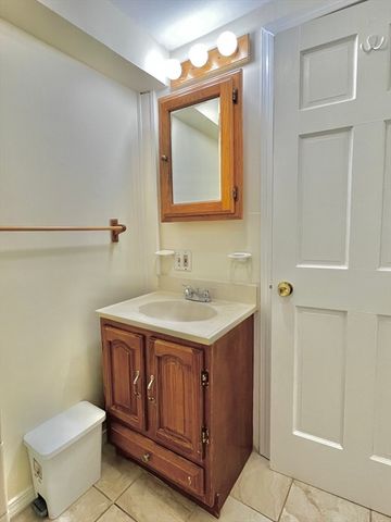 46 Central Ave B1, Newton, MA 02466