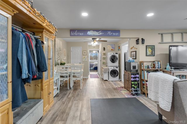 200 Merrick Road I, Amityville, NY 11701