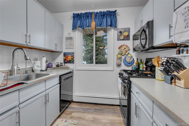 200 Merrick Road I, Amityville, NY 11701