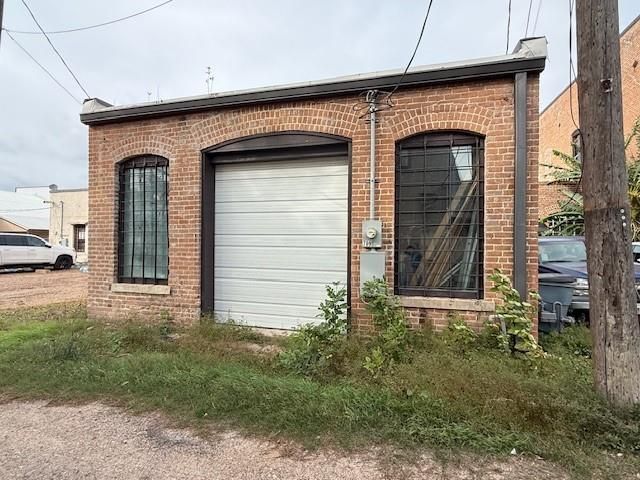 709 Main Street, East Bernard, TX 77435