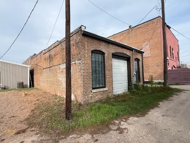 709 Main Street, East Bernard, TX 77435